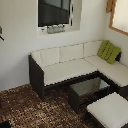 Apartment Pro's *