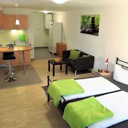 Pro's Apartment *