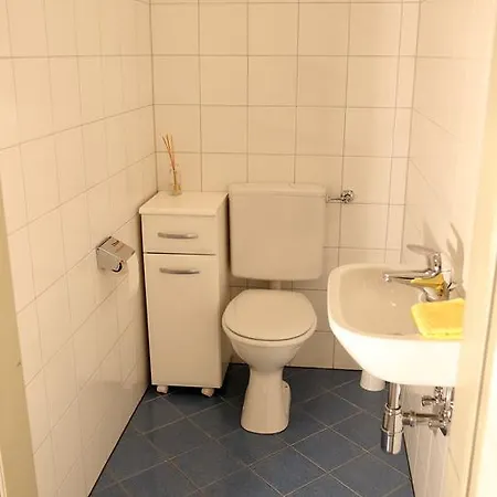 Pro's Apartment *